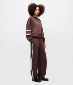 Calça Feminina Moletom Barrel com Detalhe de Renda