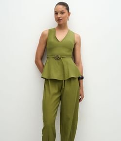 Macacão Aladim em Viscose com Babado Peplum
