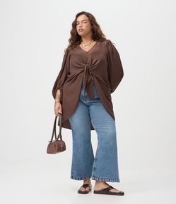 Calça Jeans Cropped Flare Curve & Plus Size