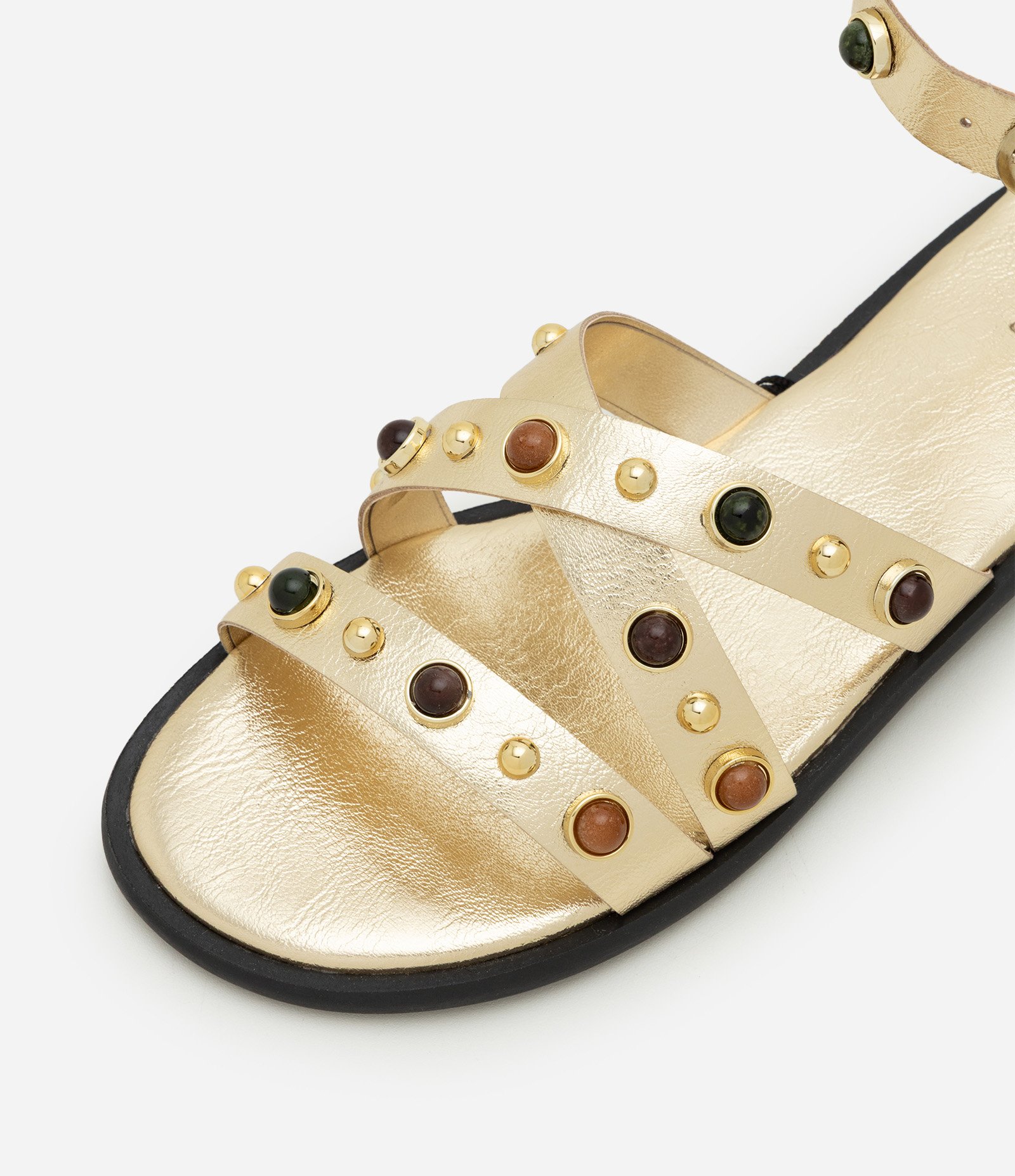 Rasteira em PU com Aplicação de Studs Dourado 7