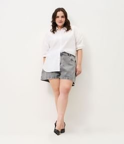 Short Jeans Cinza com Brilhos Curve & Plus Size