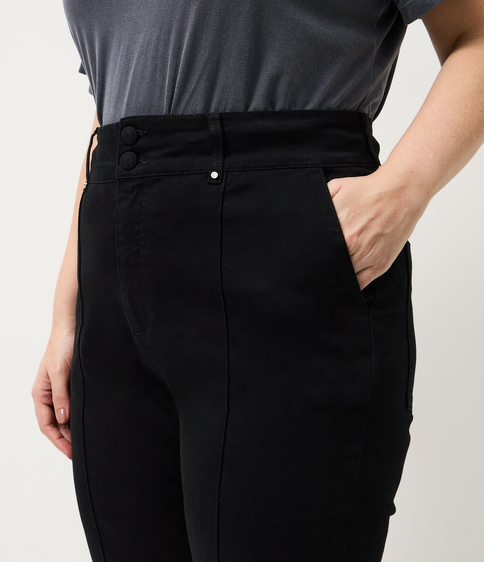 Calça Jeans Flare com Detalhe em Brilho Curve & Plus Size Preto 3