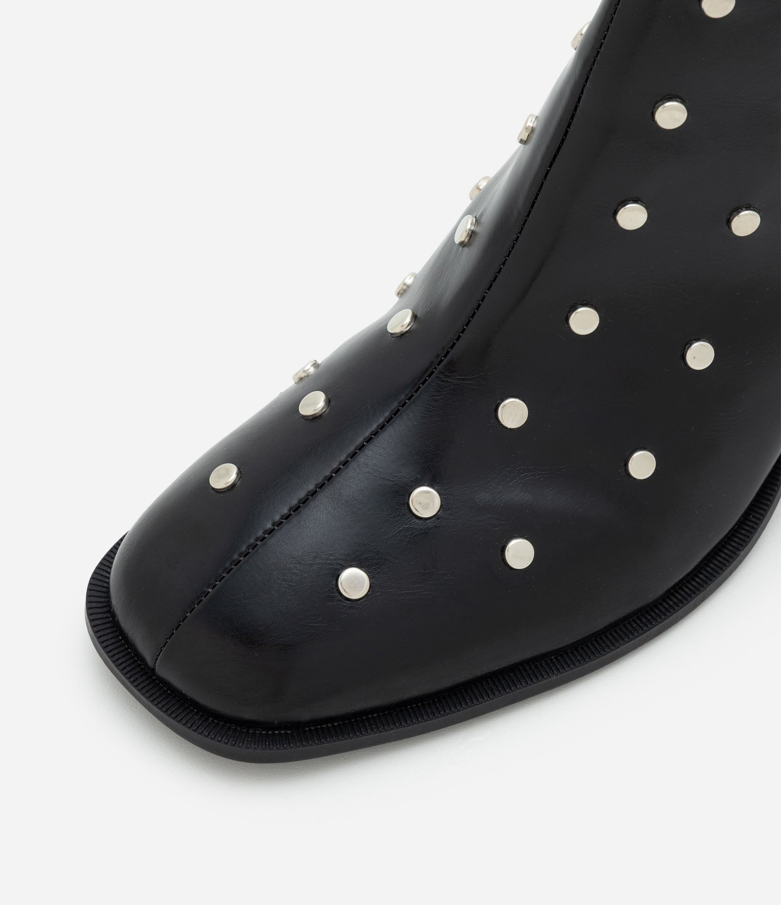 Bota em PU com Bico Quadrado e Aplicação de Studs Preto 3