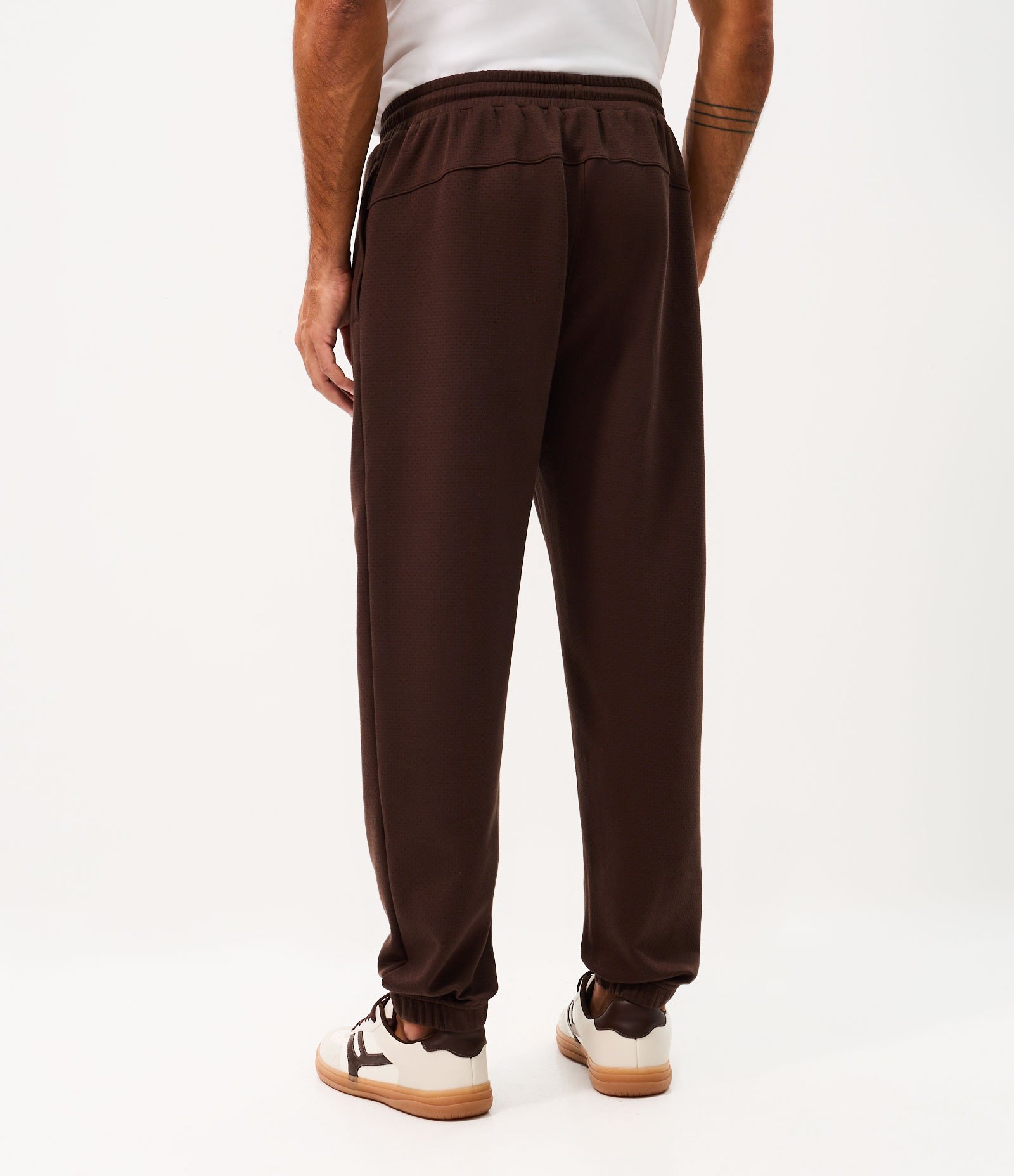 Calça Jogger Relaxed Esportiva com Cordão Marrom 4