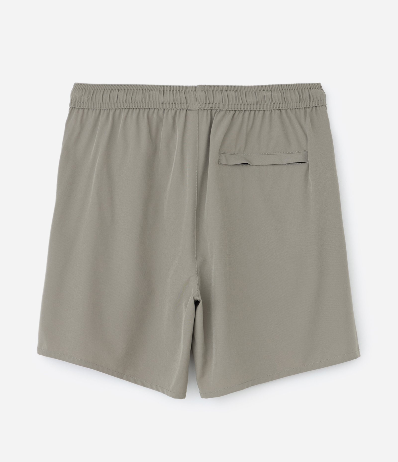 Bermuda Esportiva com Cordão Contrastante e Bolso Verde 2