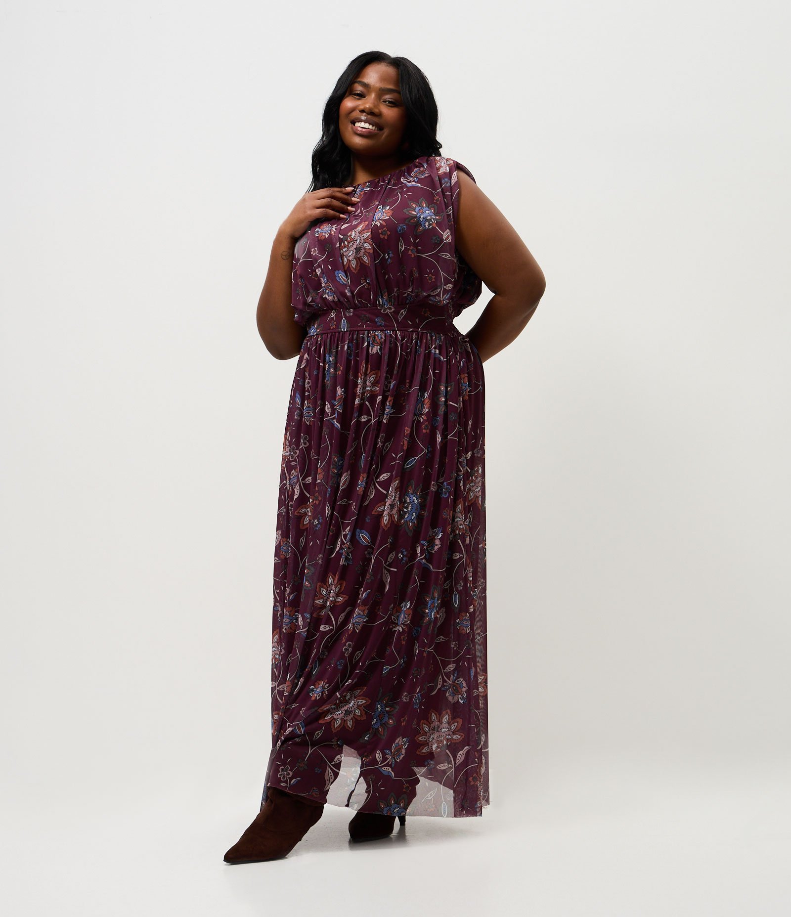 Vestido Longo Tule Floral Curve & Plus Size Marrom 1