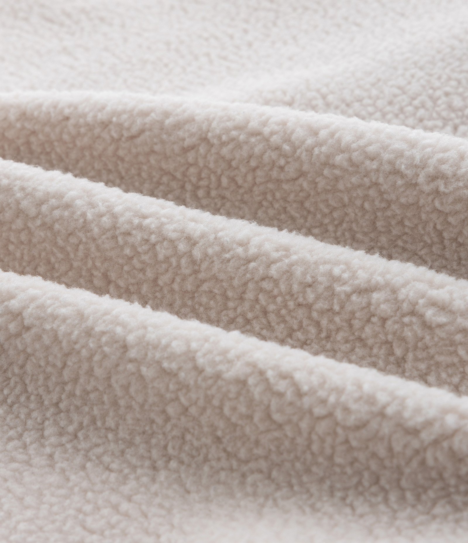 Jaqueta Esportiva em Sherpa com Gola Alta Curve & Plus Size Bege 3