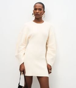 Vestido Curto em Tricô com Manga Bufante