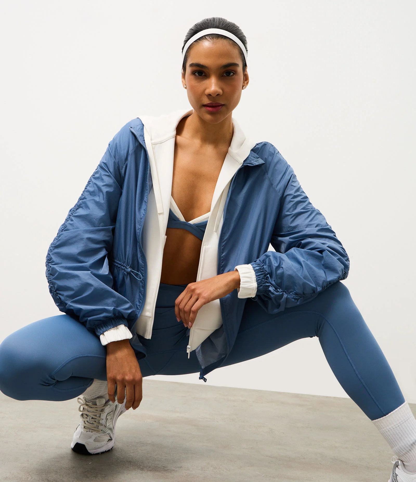 Jaqueta Parka Esportiva com Franzido Lateral Azul 1