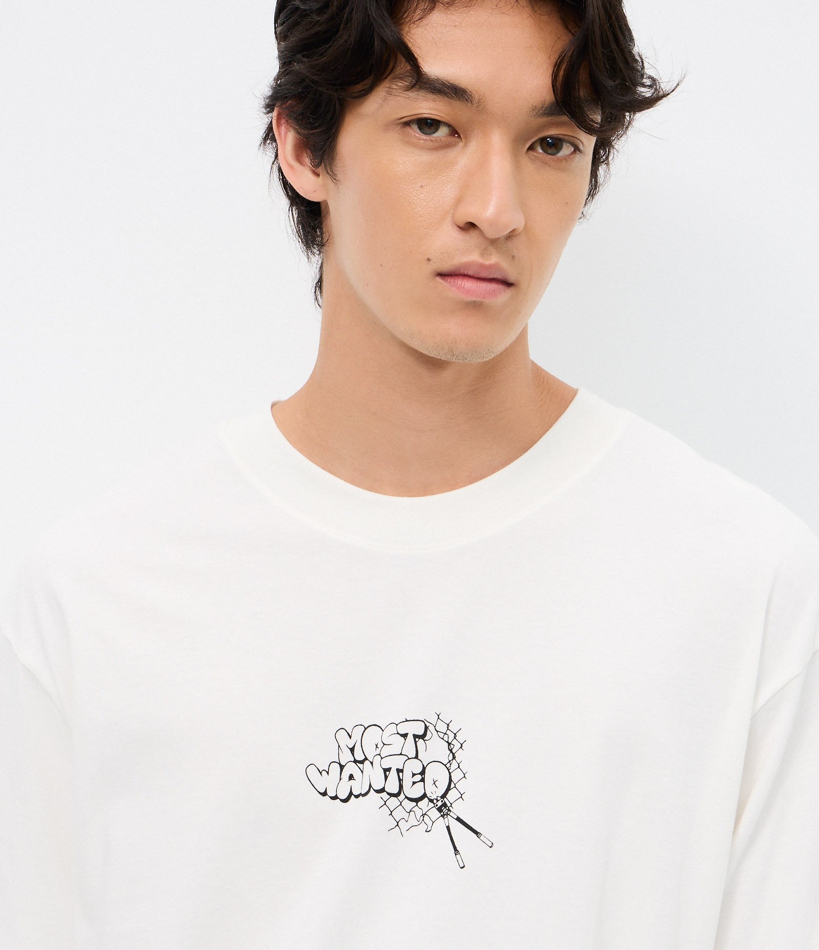 Camiseta Relaxed Manga Curta em Algodão Irmão Metralha Branco 5