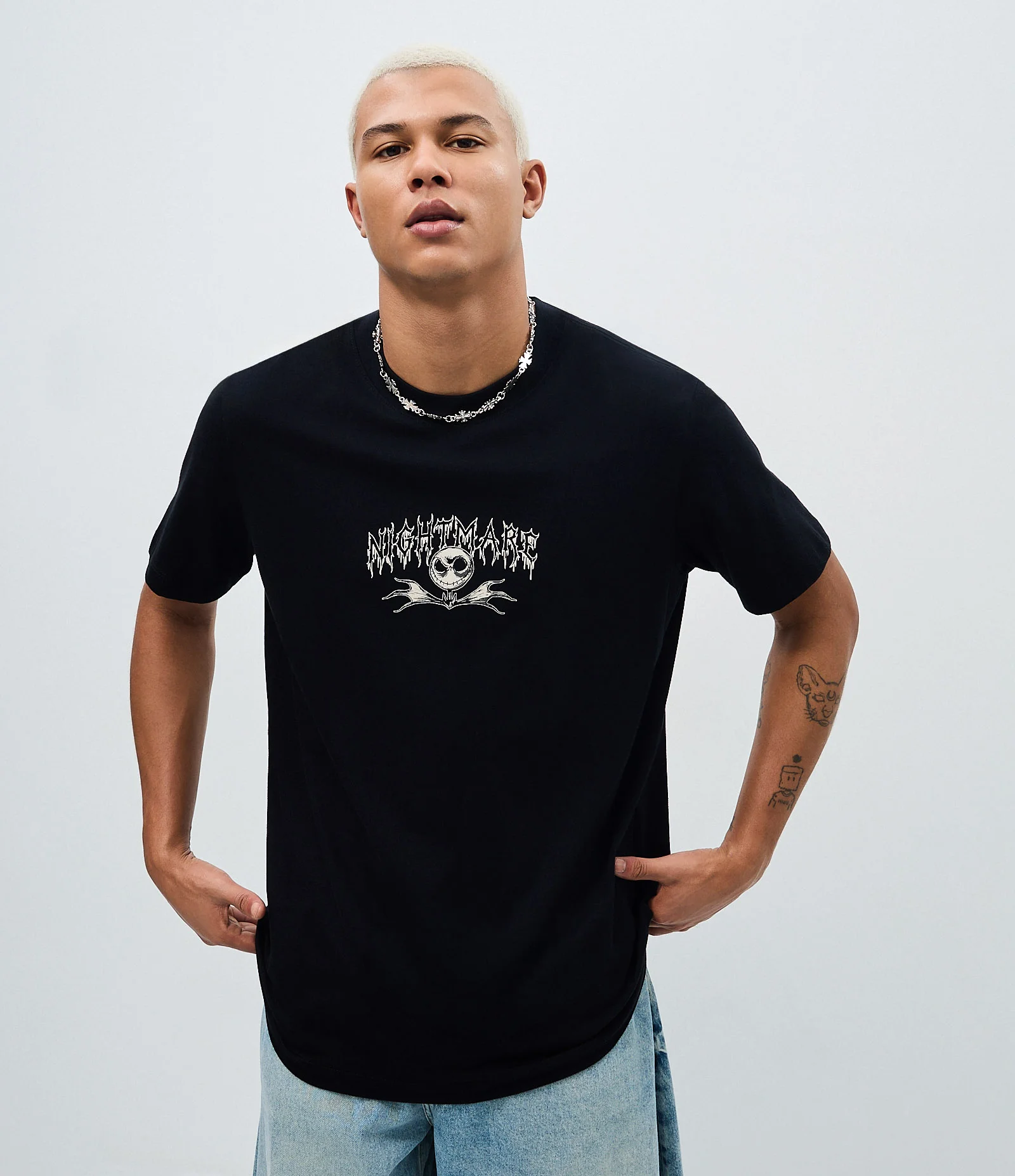 Camiseta em Algodão Estampa O Estranho Mundo de Jack Preto 1