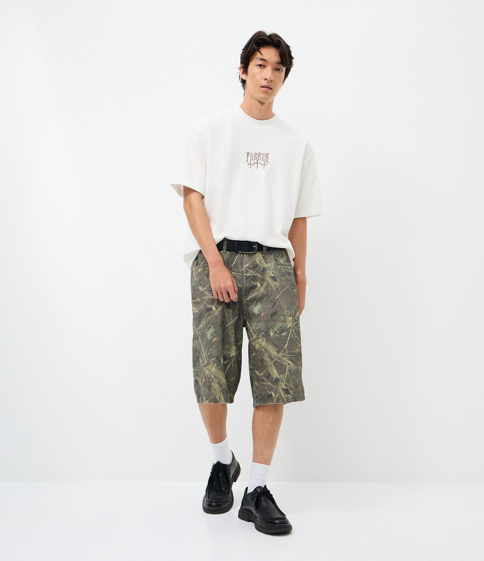 Camiseta Boxy Manga Curta com Bordado Fuerza Branco 2