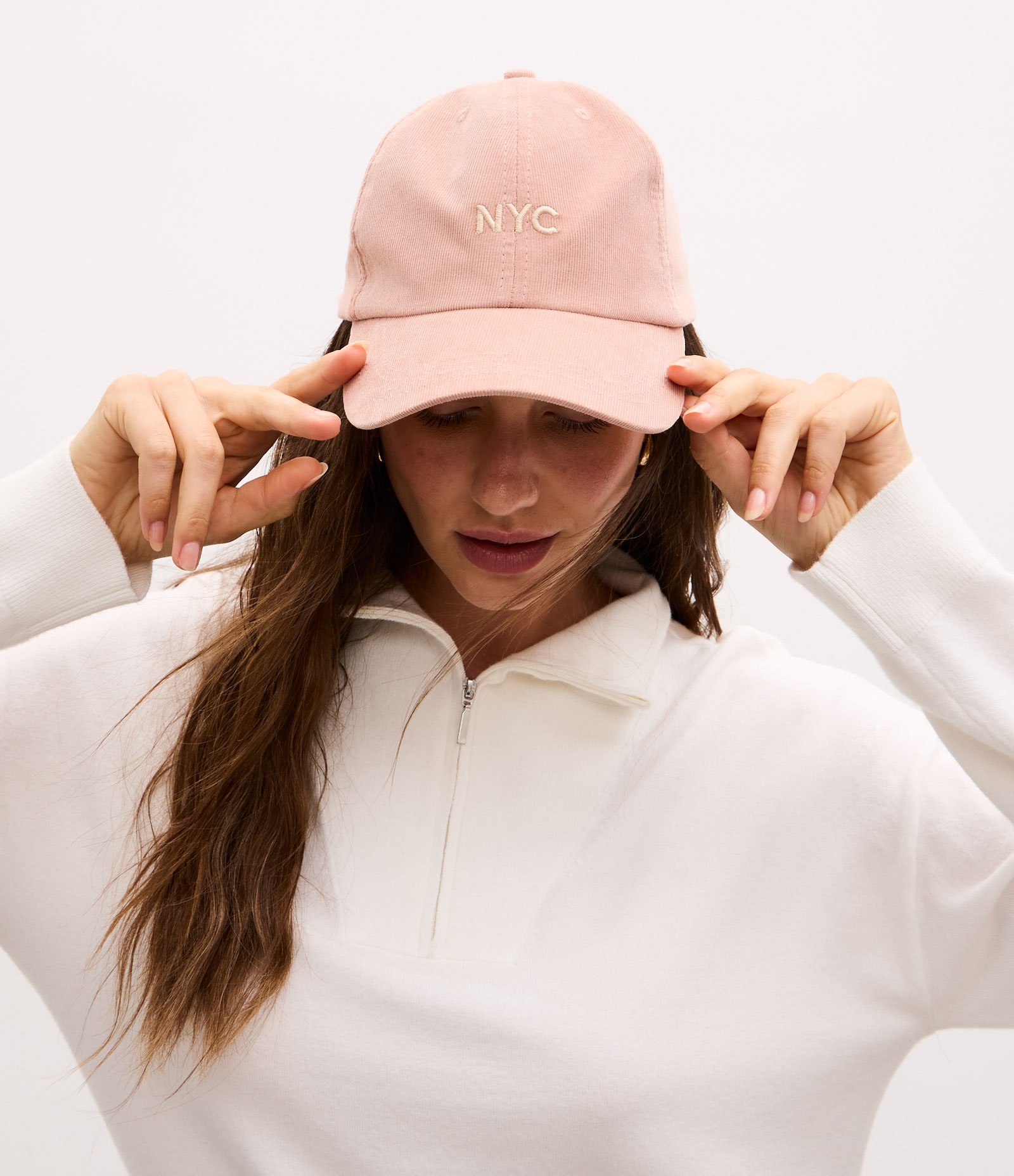 Boné Aba Curve em Veludo com Bordado NYC Rosa 6