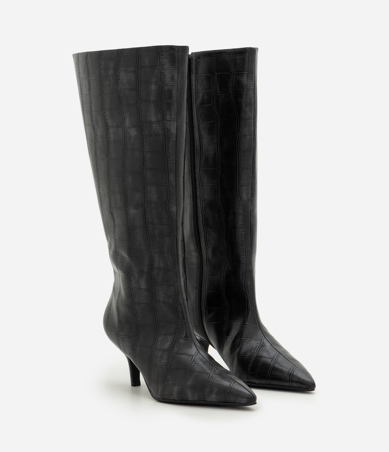 Bota Cano Longo em PU com Textura Croco Preto 2