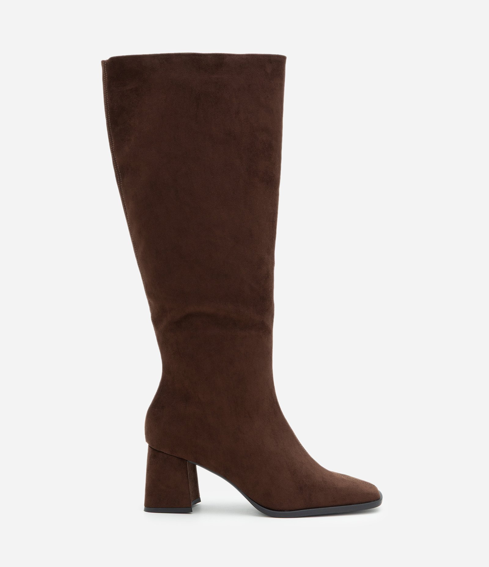 Bota Cano Longo em Suede com Bico Quadrado Marrom 1