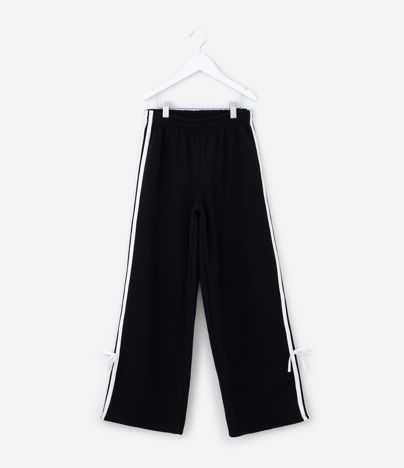 Calça Infantil Flare com Listra Lateral – Tam 5 a 14 Anos Preto 1