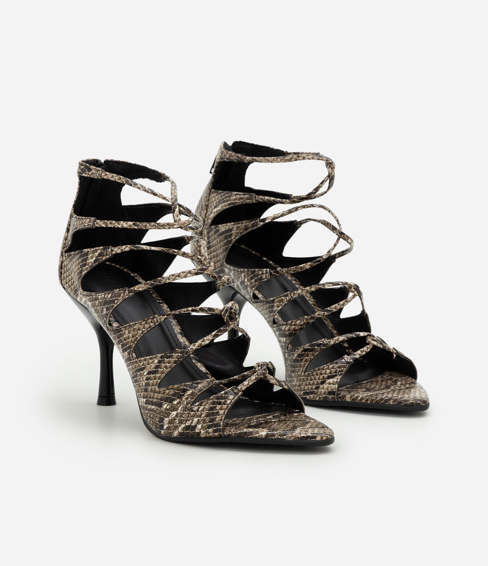 Sandália em PU com Tiras Entrelaçadas e Estampa Animal Print Marrom 3
