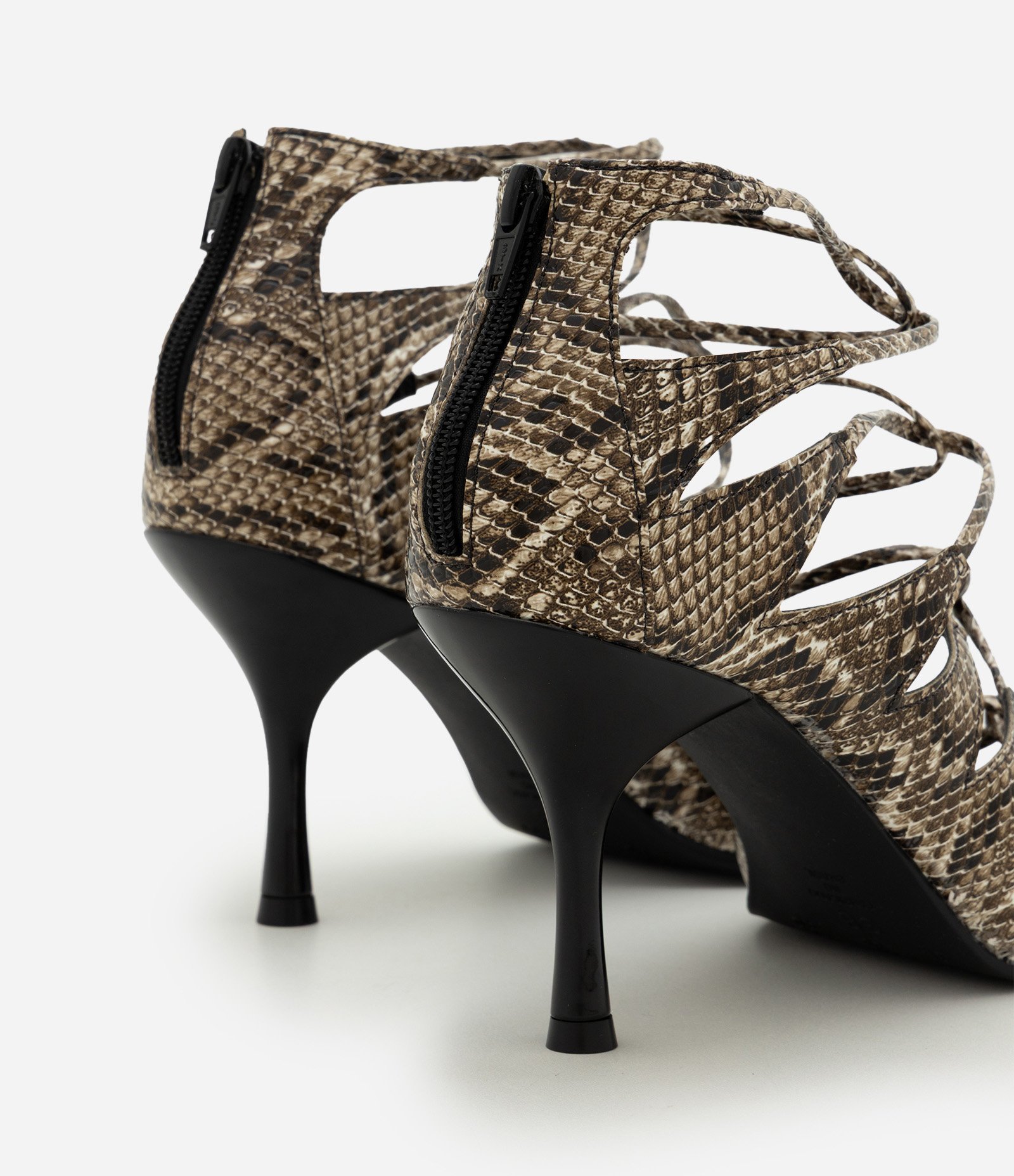 Sandália em PU com Tiras Entrelaçadas e Estampa Animal Print Marrom 4