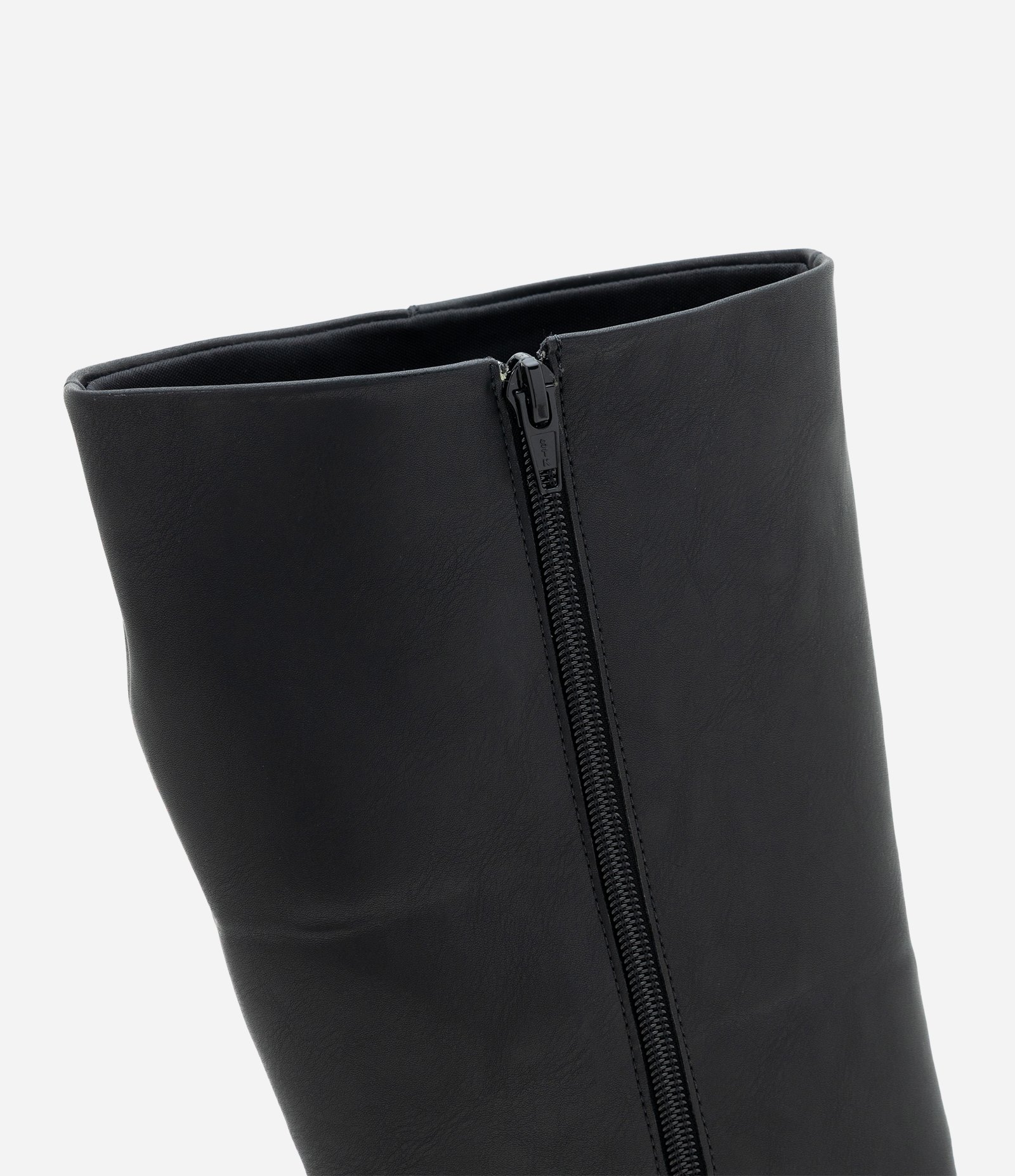 Bota Cano Alto em PU com Sola Tratorada Preto 3