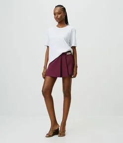 Short Saia Alfaiatado com Corrente Metálica