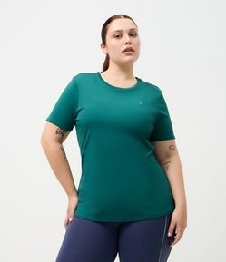 Camiseta Esportiva com Tecnologia Dry Curve & Plus Size