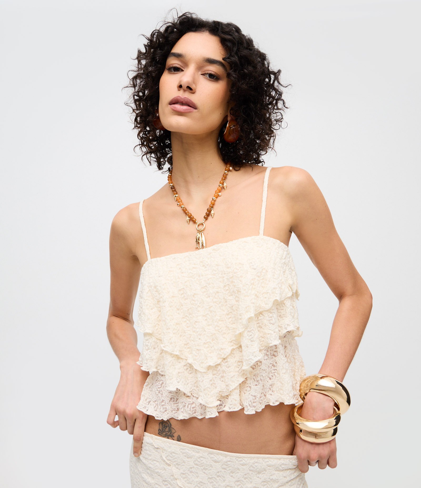 Blusa com Alcinha em Renda com Babados Branco 1