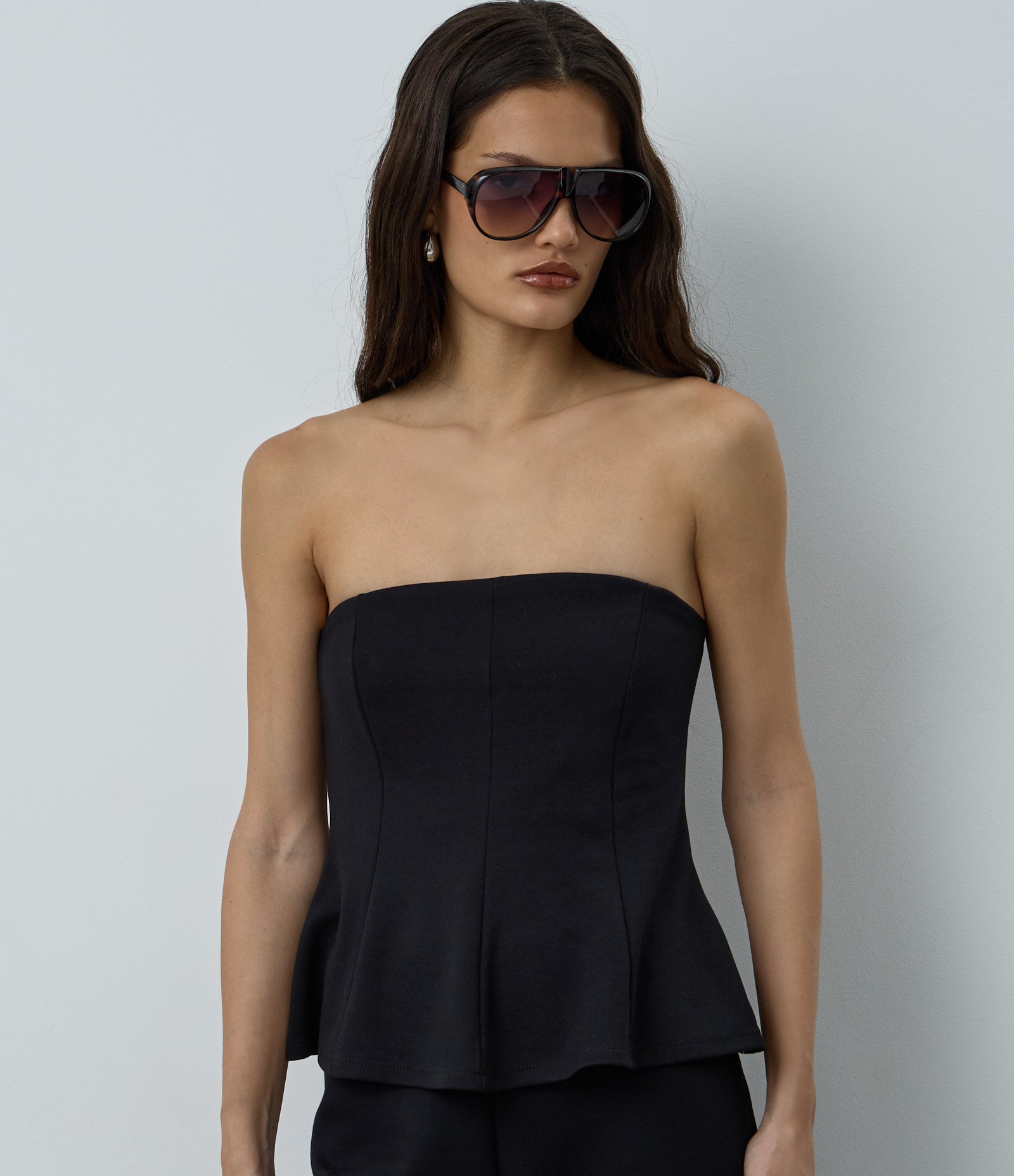 Blusa Tomara que Caia em Ponto Roma com Barra Peplum Preto 3