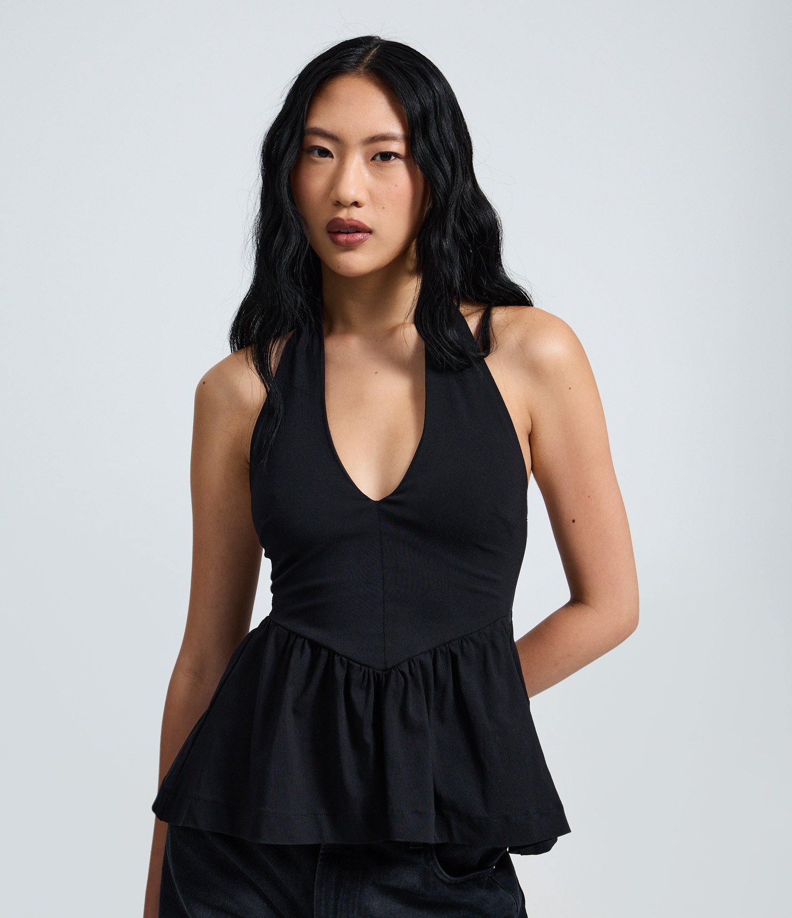 Top Peplum Frente Único Corsetado em Bengaline Preto 1