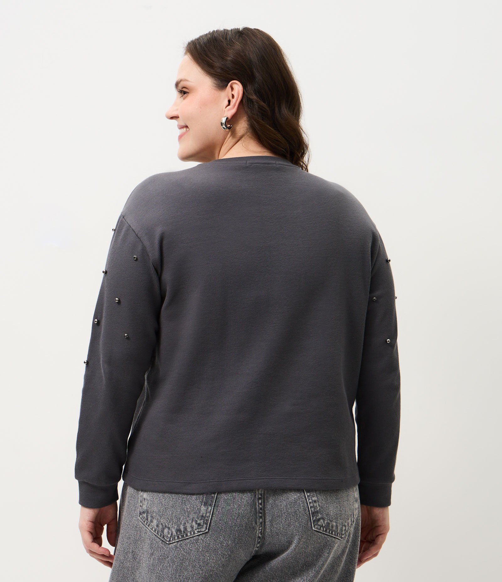Blusa Manga Longa em Ribana com Miniesferas Curve & Plus Size Cinza 4