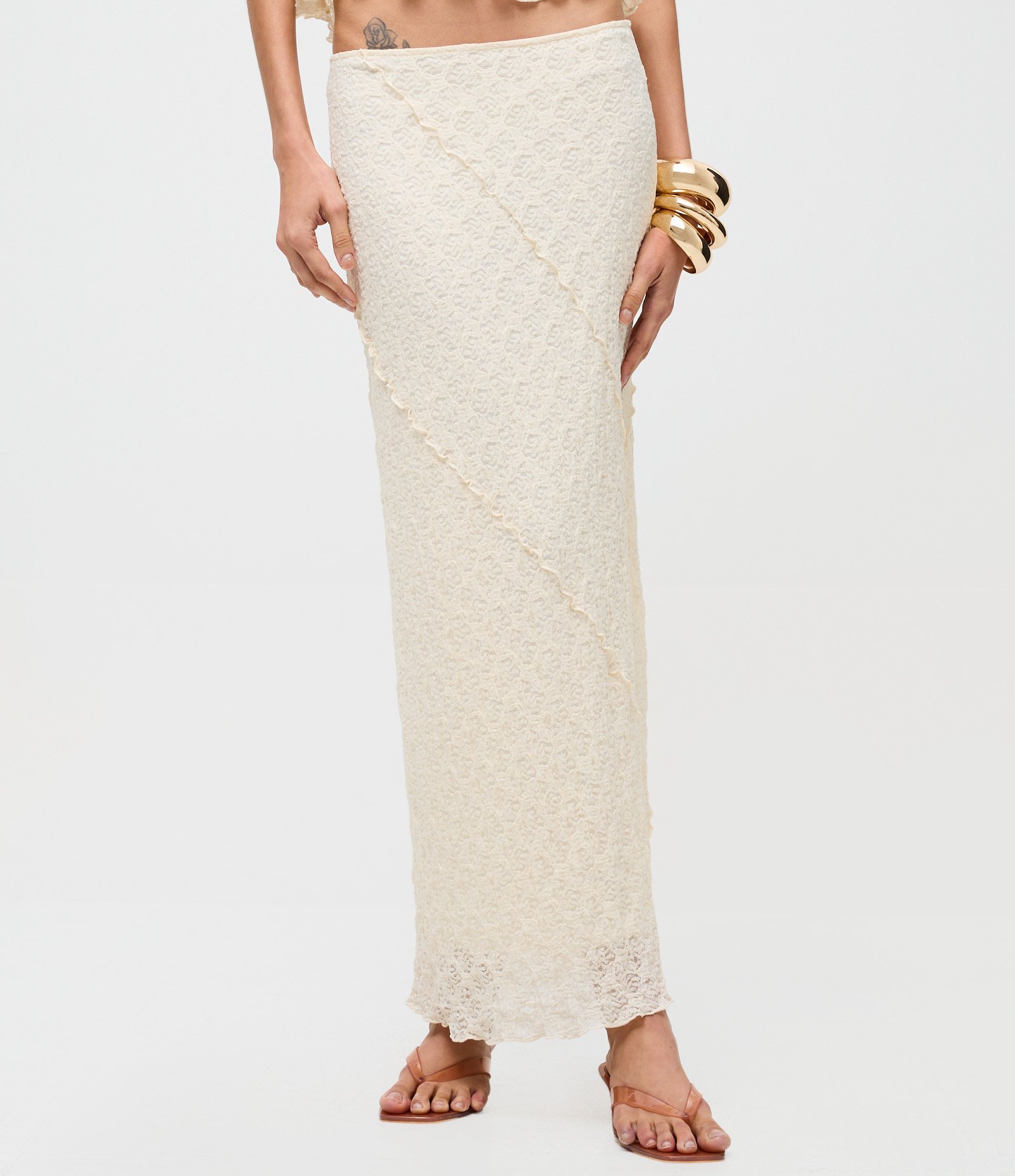 Saia Longa Reta em Renda Branco 3