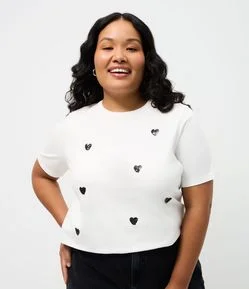 Blusa Manga Curta com Corações em Paetê Curve & Plus Size