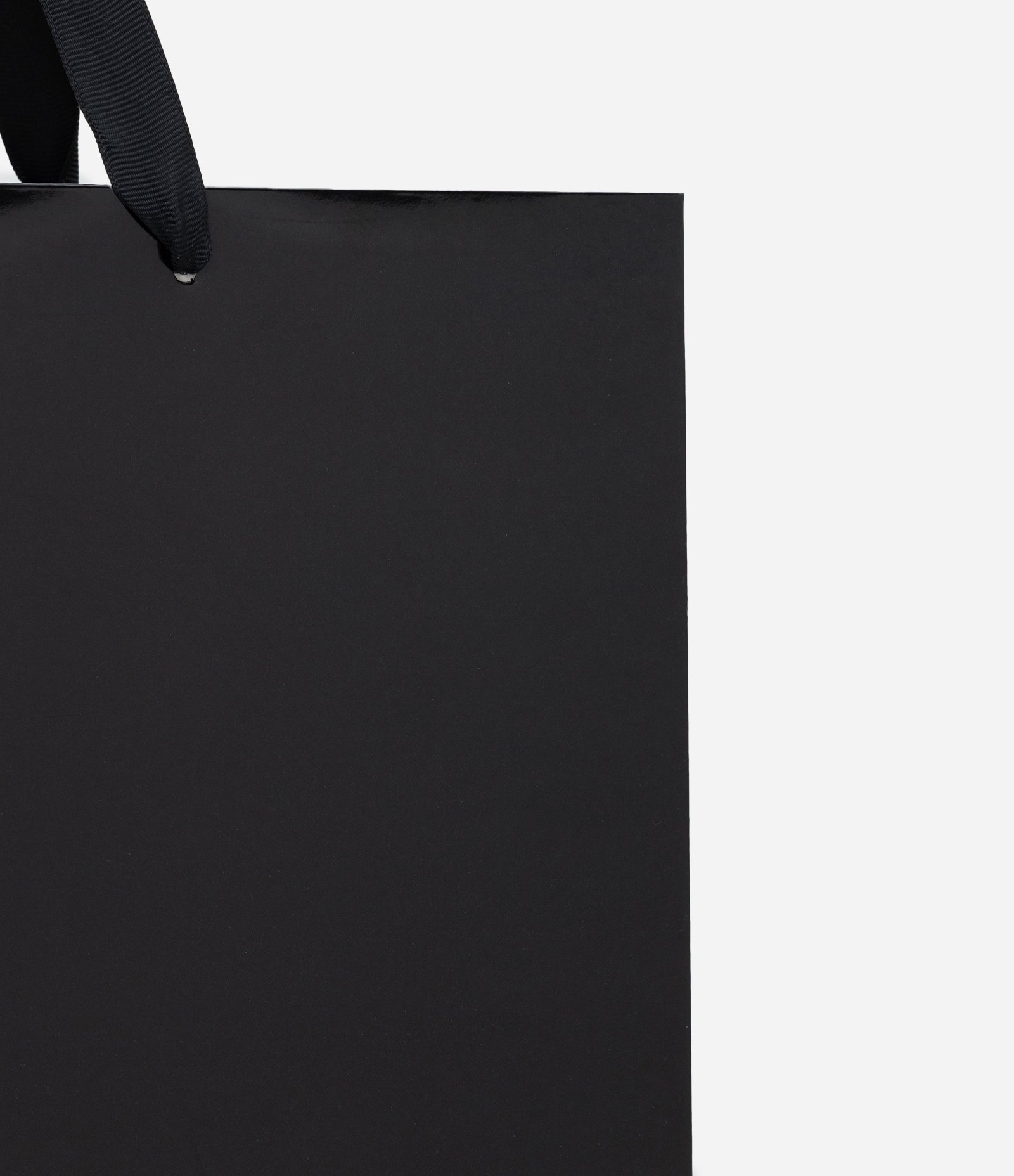 Embalagem de Presente Médio com Envelope e Papel de Seda Preto 2