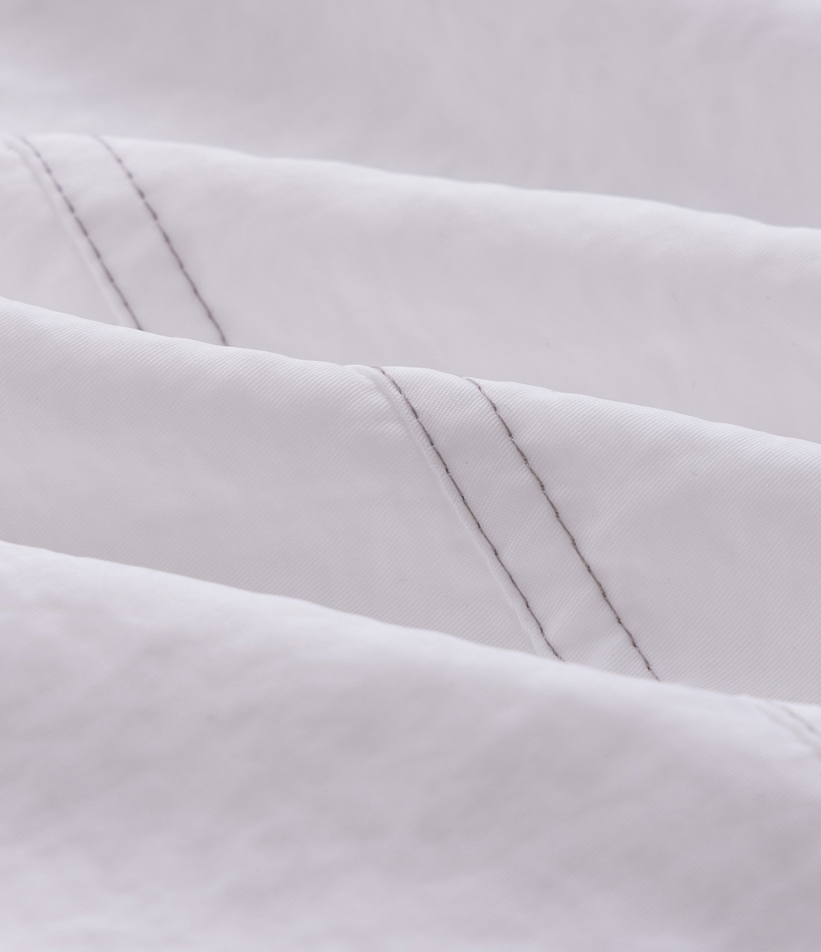 Jaqueta Microfibra Over Take com Painéis Bordô Branco 7