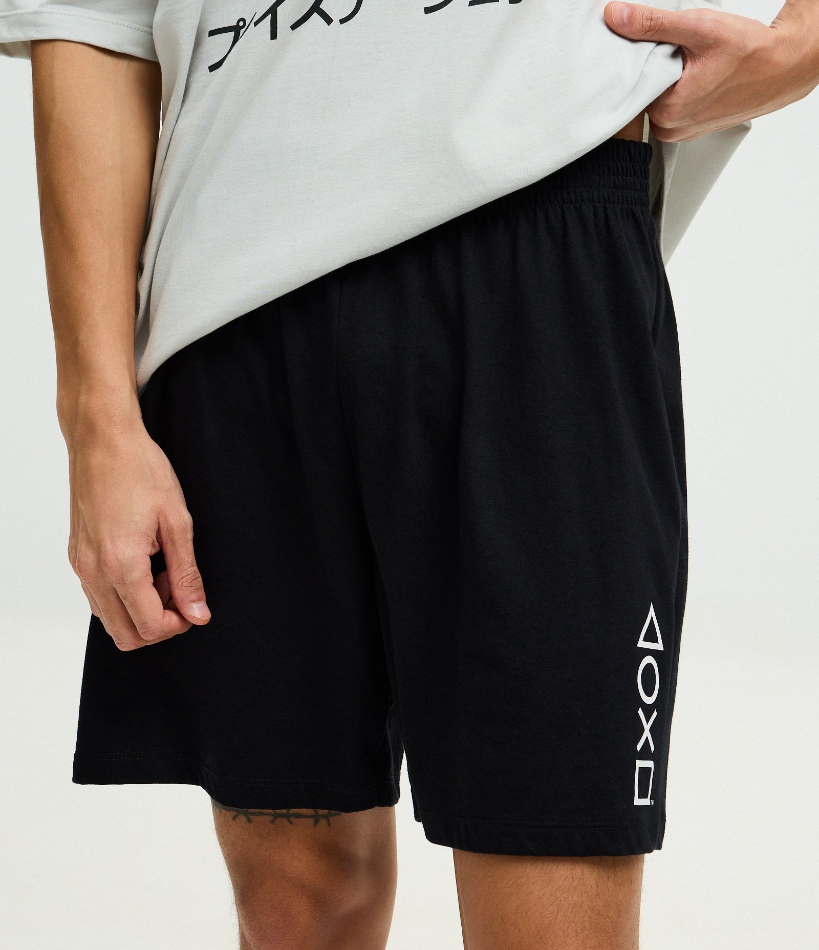 Pijama Curto Masculino PlayStation Boxy Fit Cinza 3