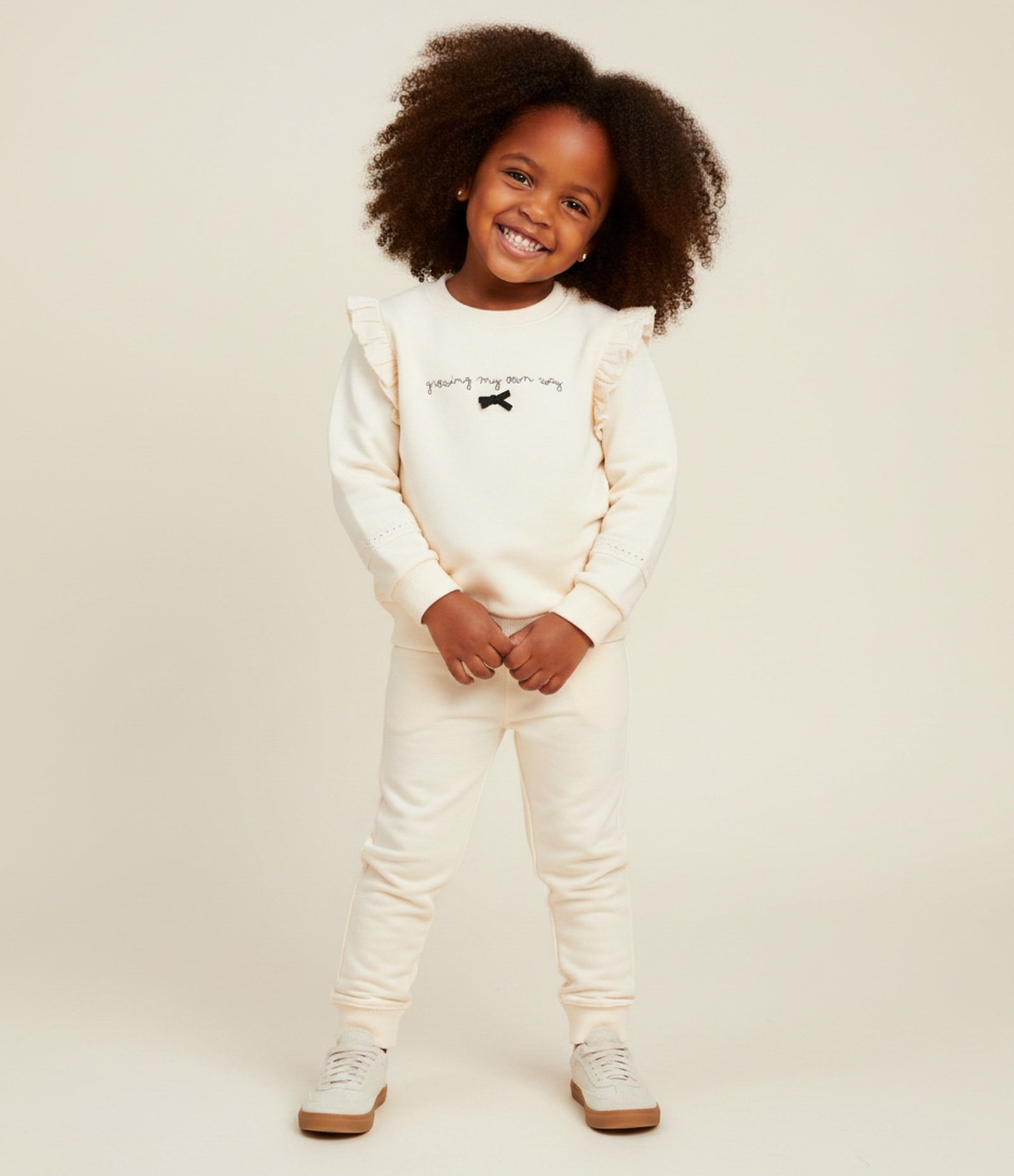 Conjunto Infantil Casaco com Renda e Calça Wide em Moletom – Tam 1 a 6 Anos Off White 1