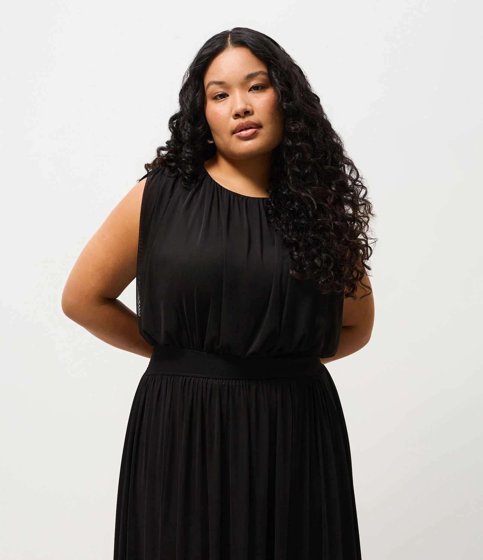 Vestido Longo em Tule Curve & Plus Size Preto 2
