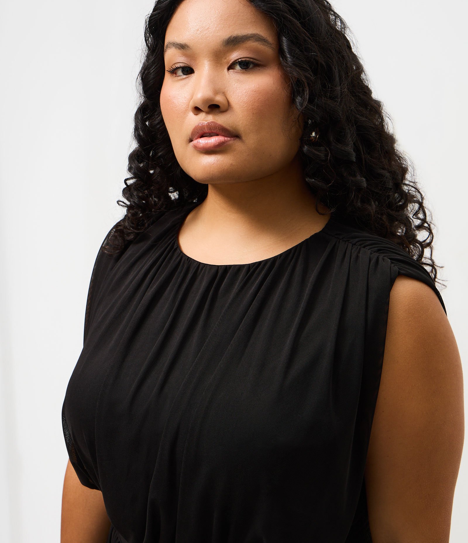 Vestido Longo em Tule Curve & Plus Size Preto 3