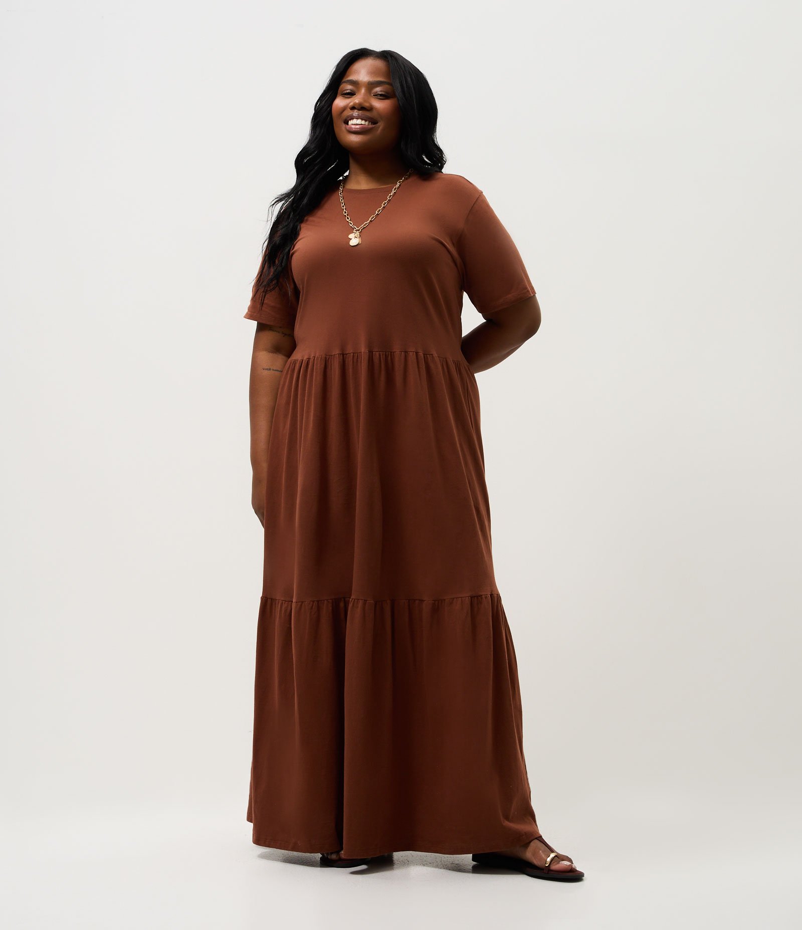 Vestido Midi Marias em Meia Malha Curve & Plus Size Marrom 1