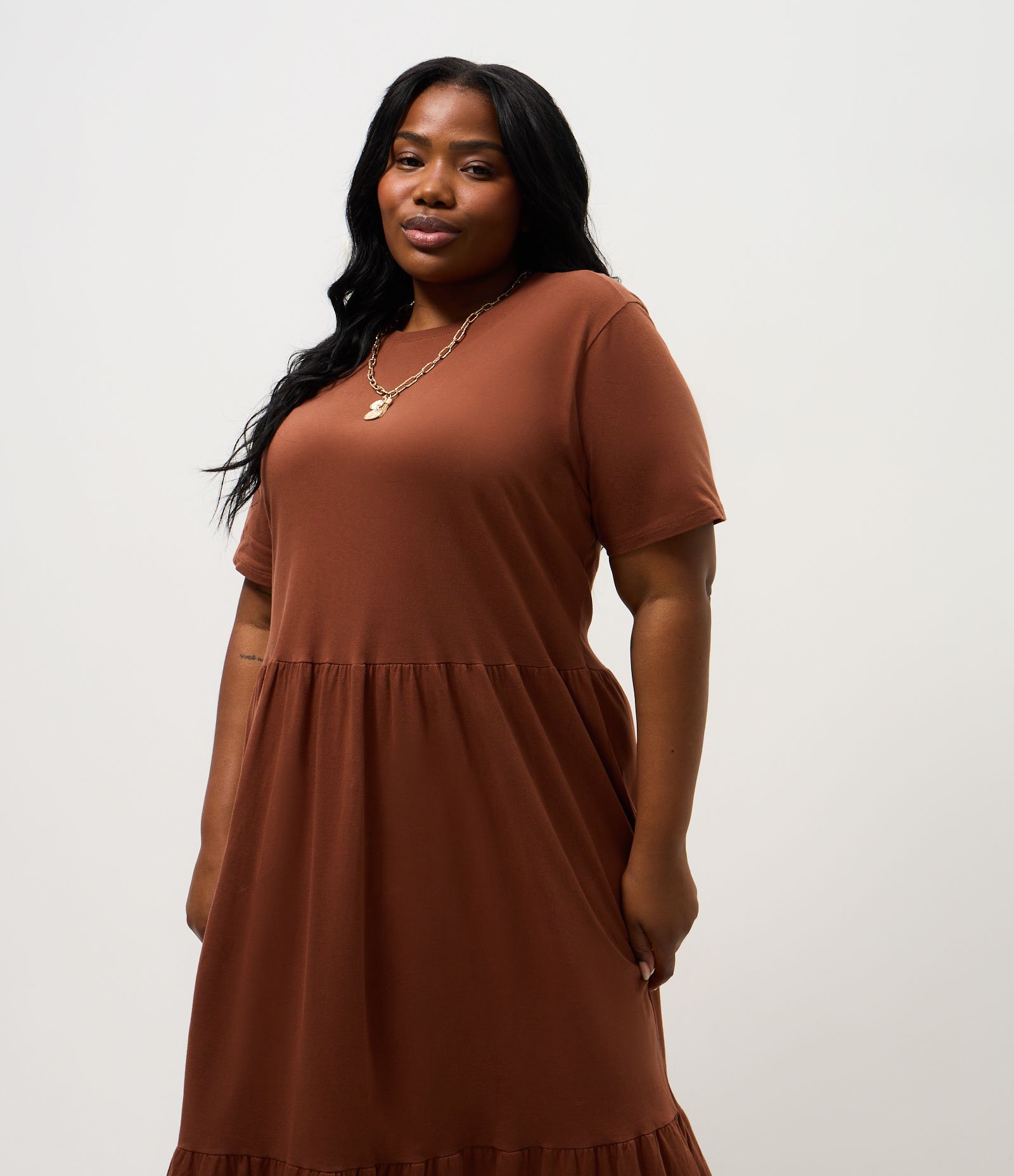 Vestido Midi Marias em Meia Malha Curve & Plus Size Marrom 2