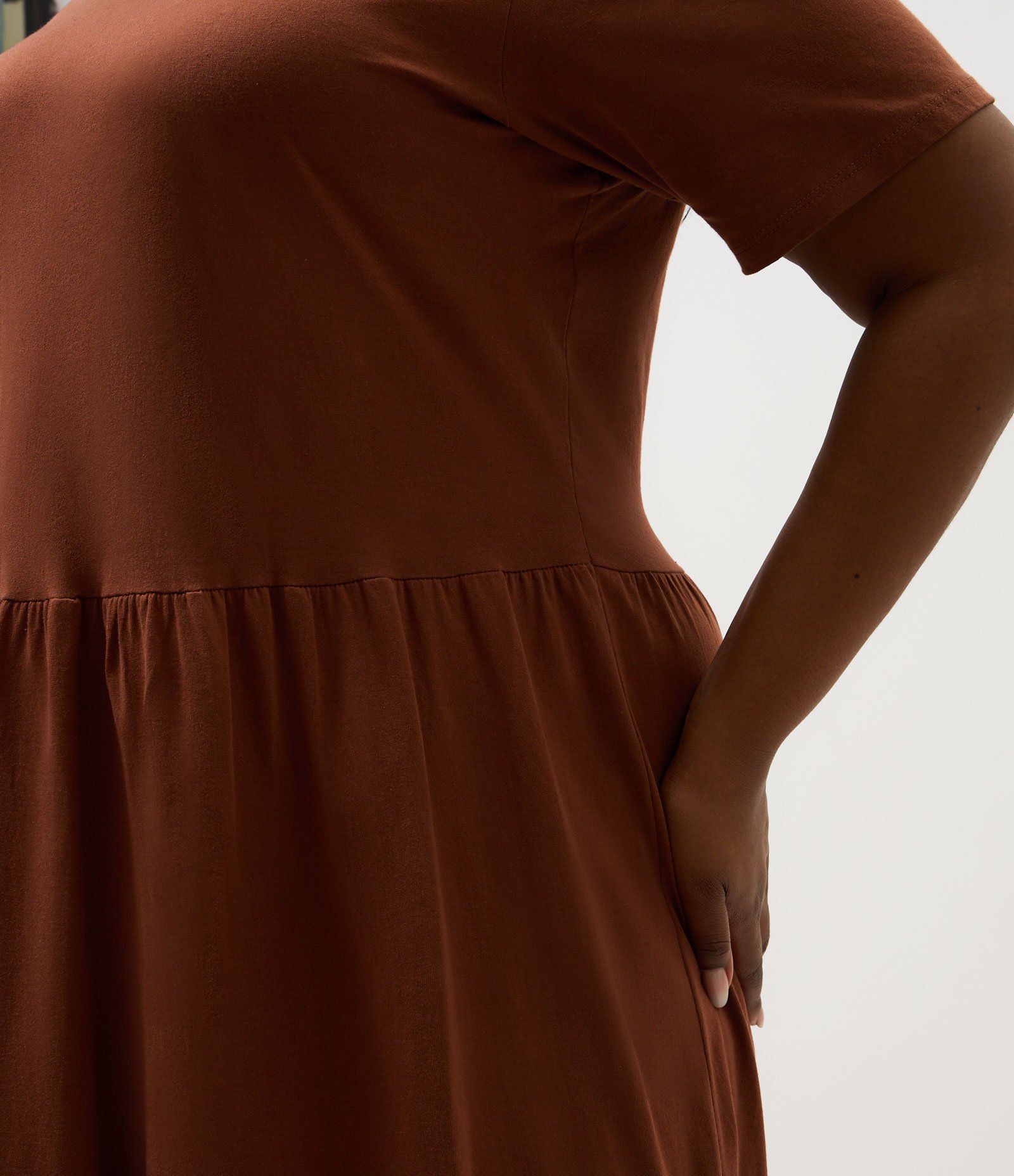 Vestido Midi Marias em Meia Malha Curve & Plus Size Marrom 3