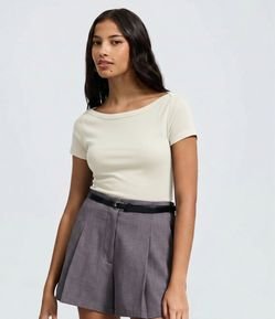 Blusa em Modal com Decote Canoa