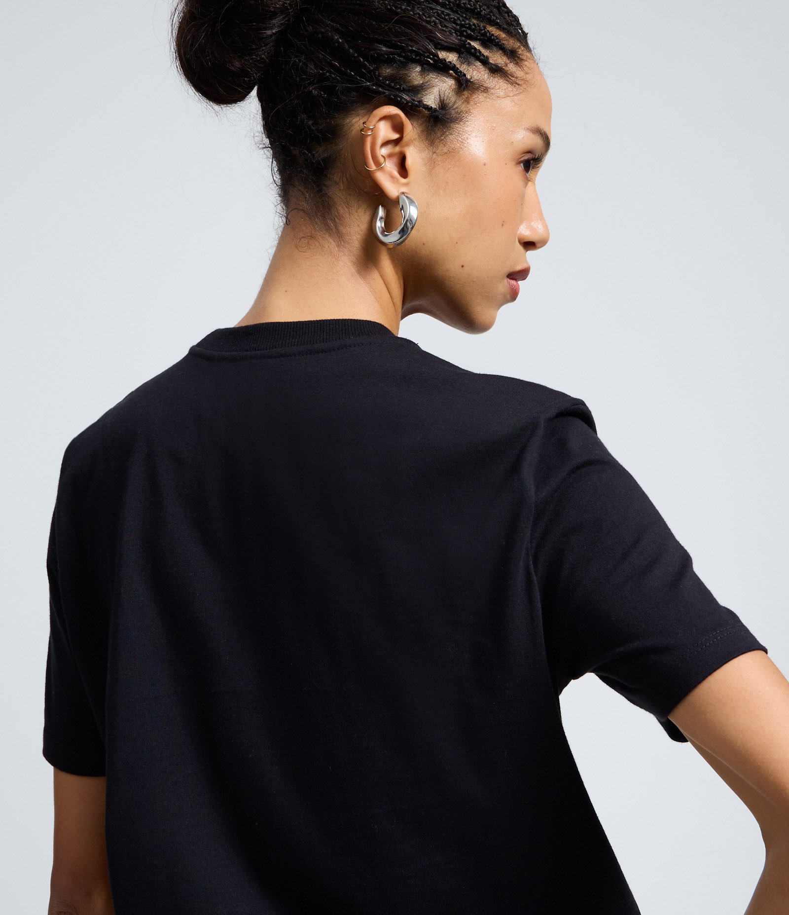 Camiseta Manga Curta com Estampa Guns N' Roses e Strass Preto 4