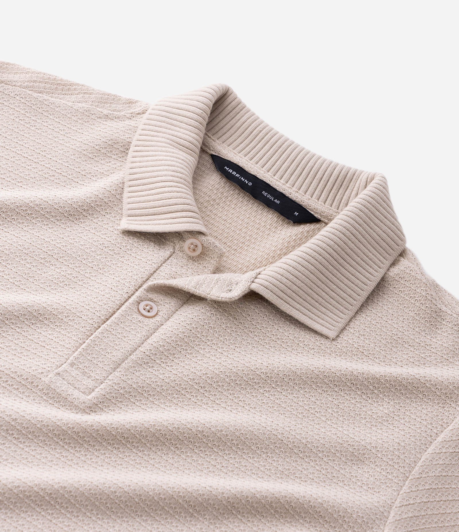 Camisa Polo Regular em Jacquard Texturizada Bege 9