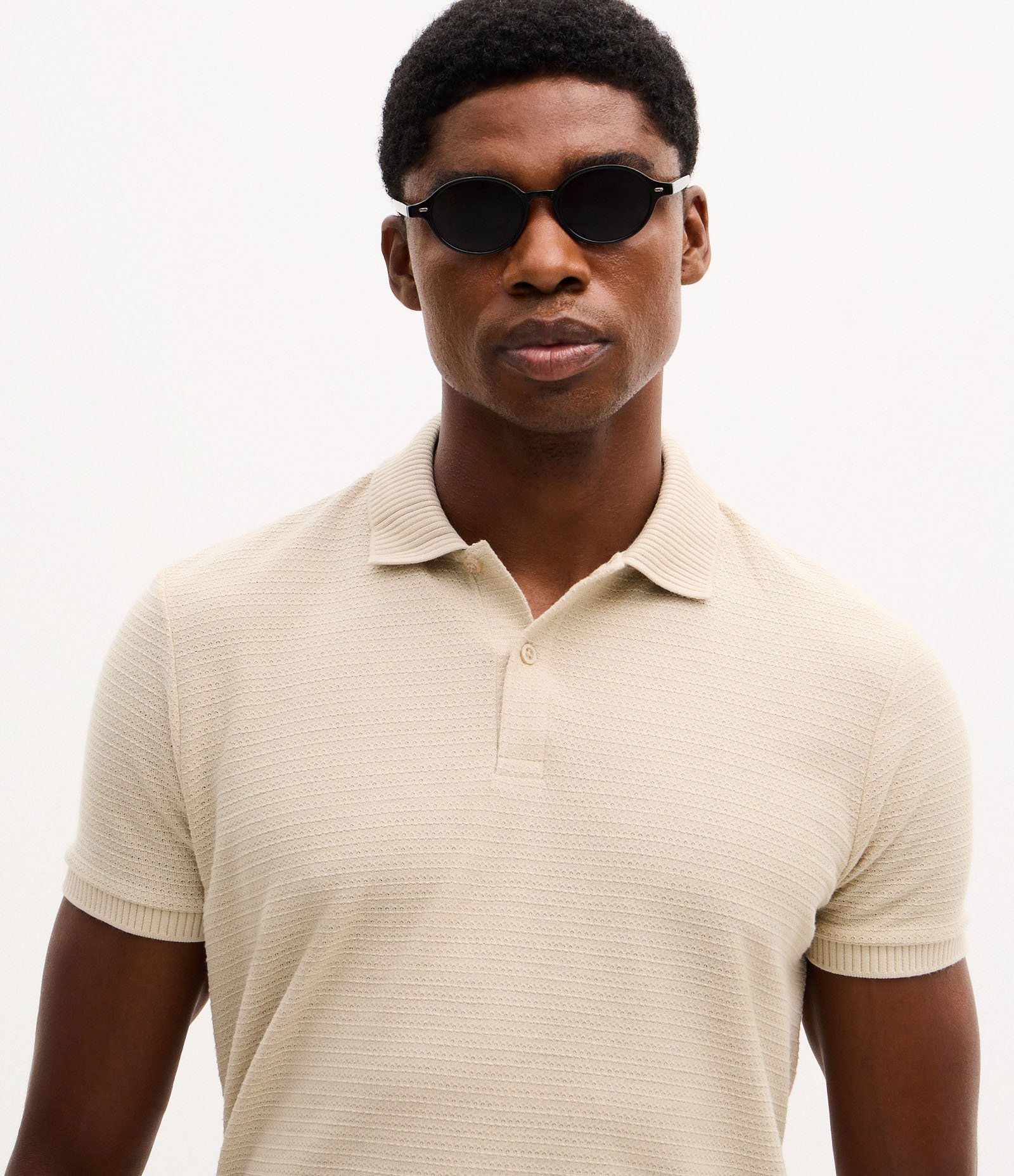 Camisa Polo Regular em Jacquard Texturizada Bege 4