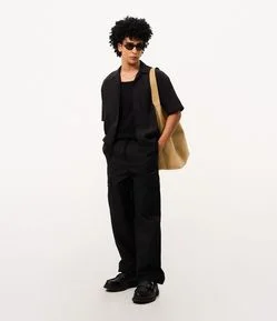 Calça Super Baggy com Bolsos Cargo