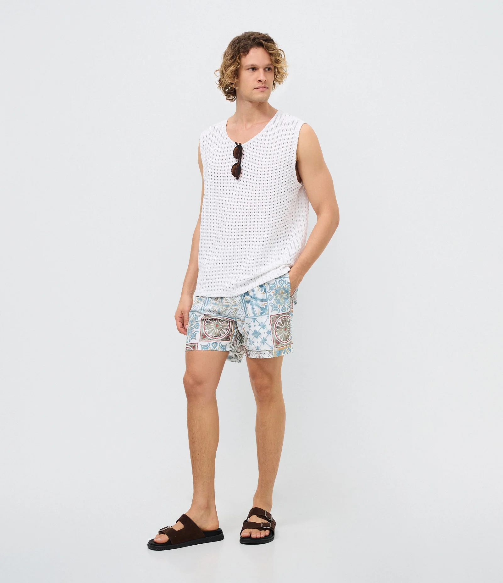 Bermuda Masculina Banho Azulejos Coloridos Ripstop Bege 1