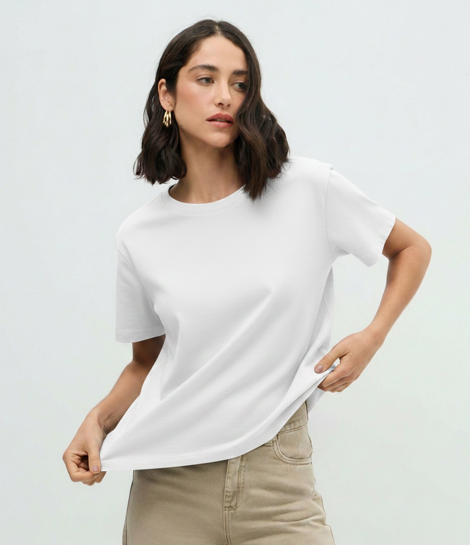 Blusa Básica com Manga Curta e Gola Redonda Branco