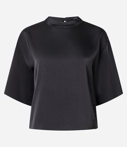 Blusa Acetinada com Golinha Alta e Mangas Curtas