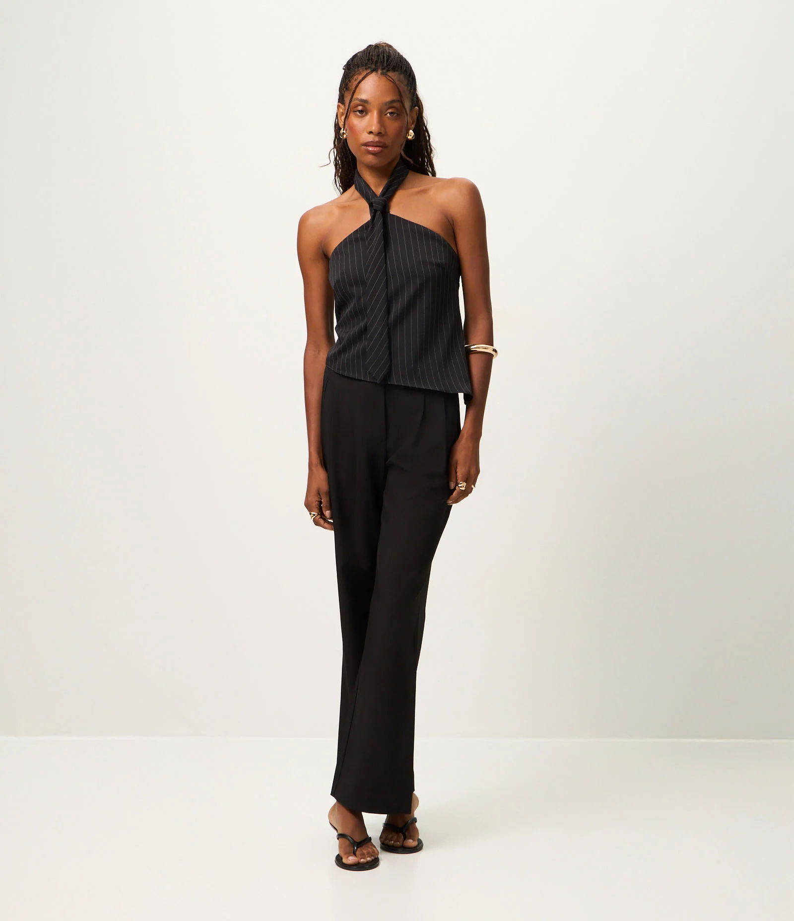 Blusa Frente Única em Alfaiataria Risca de Giz e Gravata Preto 2