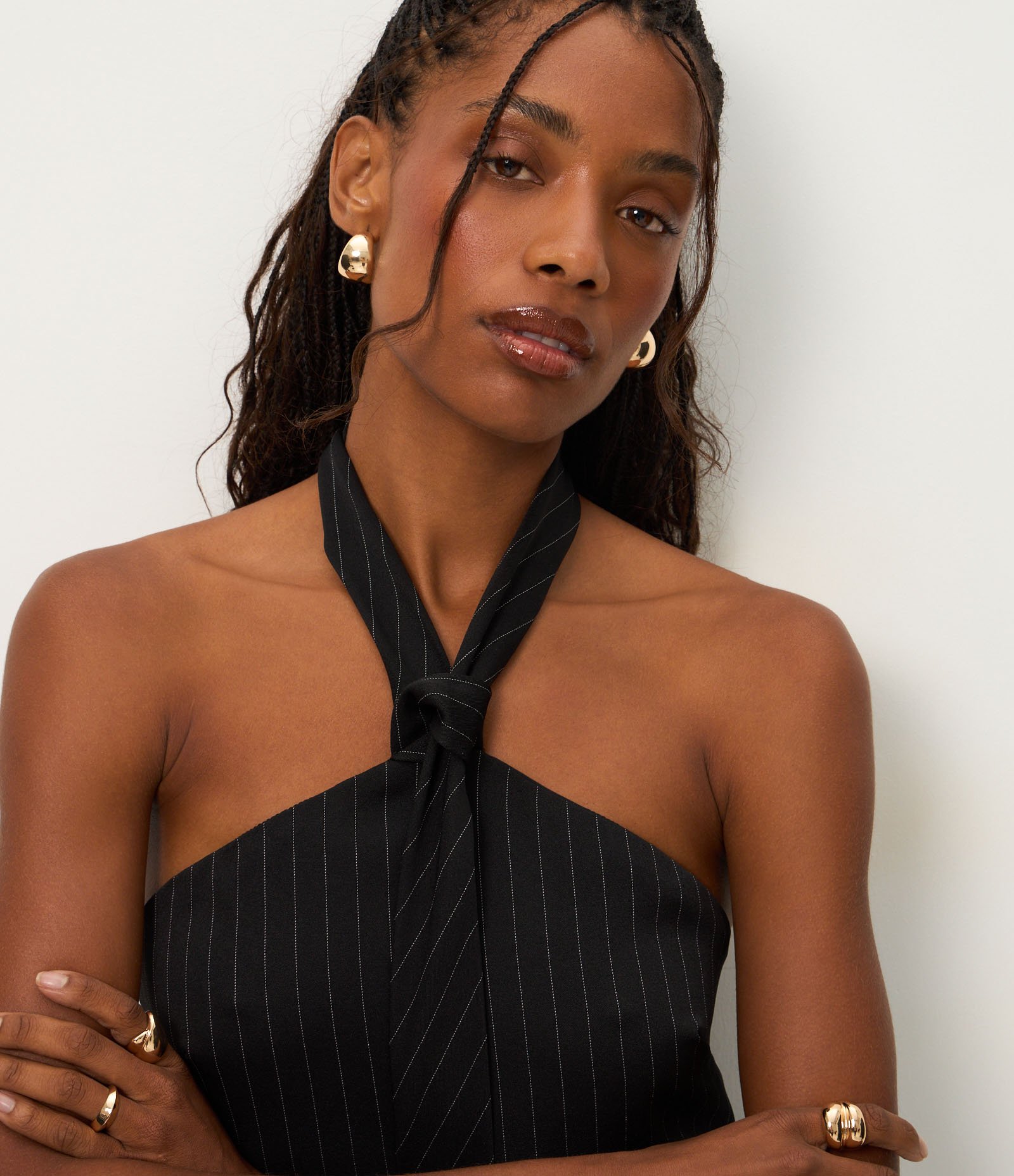 Blusa Frente Única em Alfaiataria Risca de Giz e Gravata Preto 4